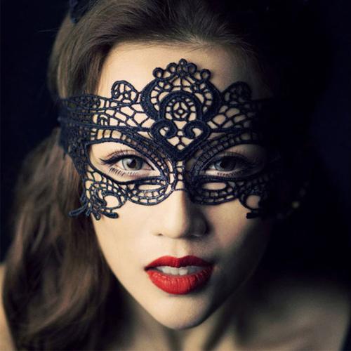 Impressive Gothic Eye Mask