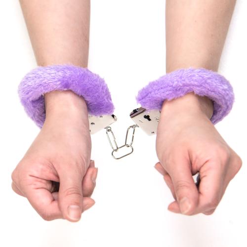 ふわふわボアのラブカフス(パープル) OPEN価格 ふわふわボアのラブカフス(パープル)